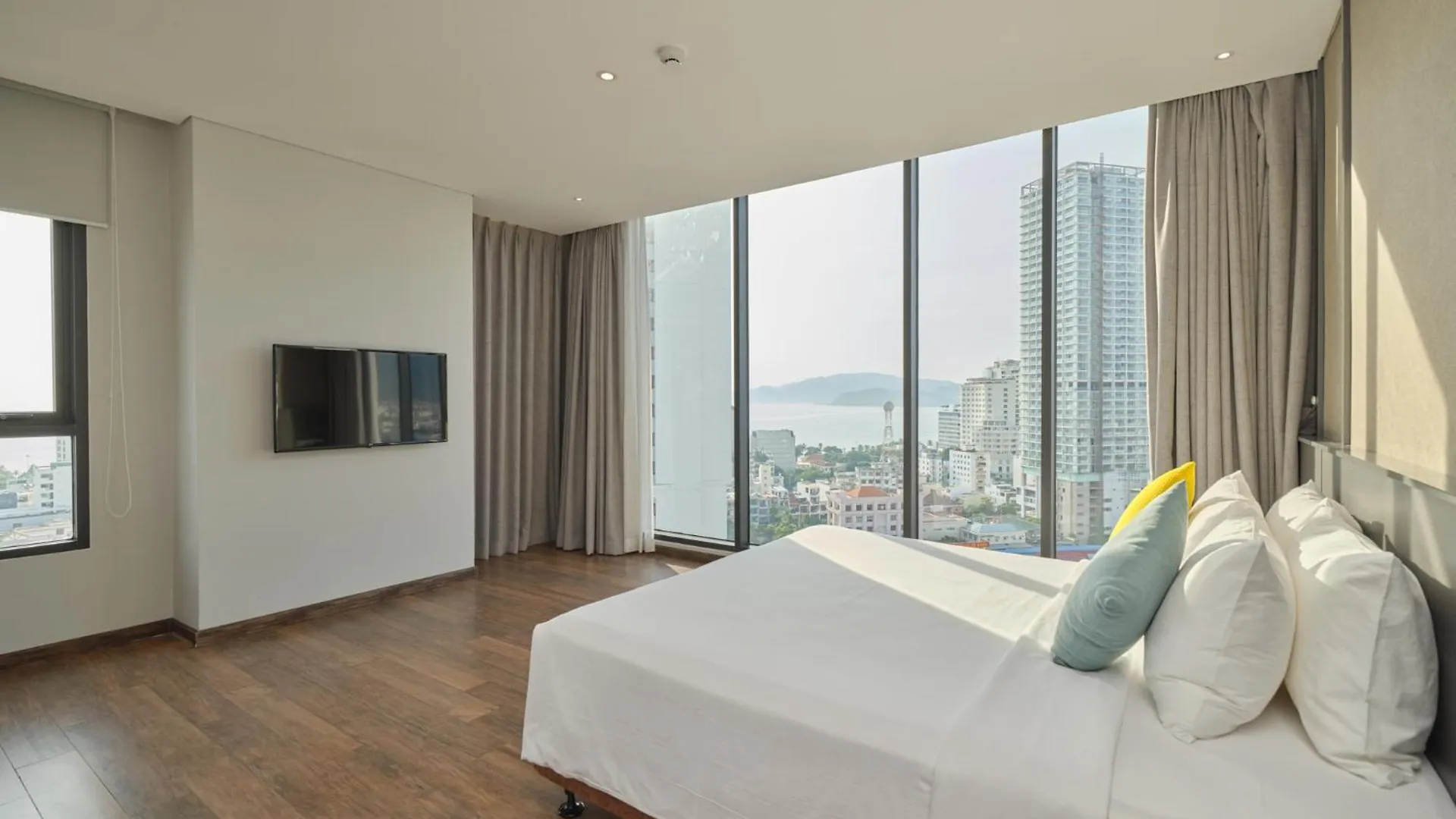 Em Oi Boutique Hotel Nha Trang 4*,